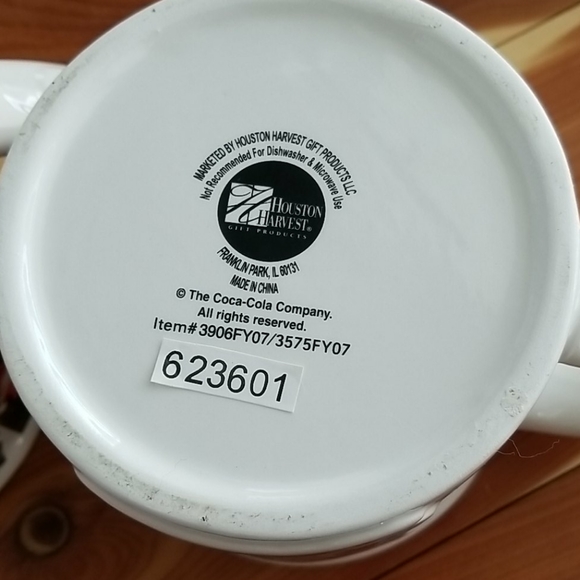 NWOB EUC 75th Commerative Coke Mugs (2) - Picture 11 of 16
